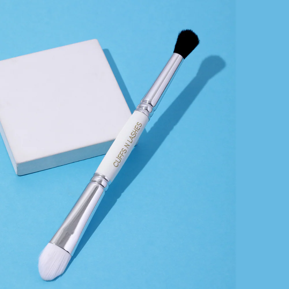 CUFFS N LASHES Double Duty Flat & Blending Brush - DD04